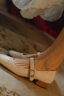 Elegant Women's Genuine Leather French Artistic Mid-Heel Round-Toe Mary Jane Flats - Stylish College Chic Footwear