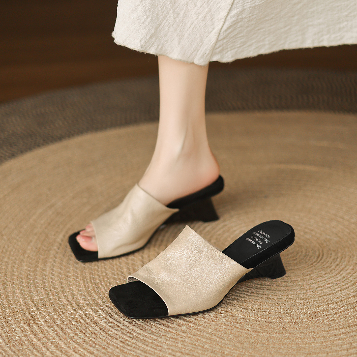 Elegant Women's Genuine Leather Square Toe Open-Toe Wedge Sandals - Summer 2025 One-Strap Cool Slippers, Chic Fashion Footwear Elegant Women's Genuine Leather Square Toe Open-Toe Wedge Sandals - Summer 2025 One-Strap Cool Slippers, Chic Fashion Footwear