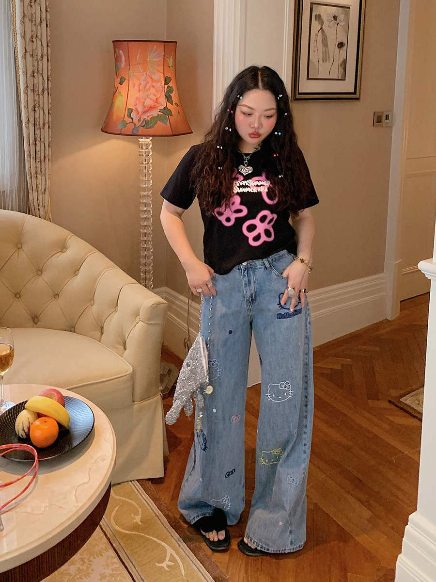 Embroidered Denim Wide-Leg Pants for Women, Plus Size, Flattering Slim Fit, Spring Summer 2025 Style, Trendy Casual Fashion Embroidered Denim Wide-Leg Pants for Women, Plus Size, Flattering Slim Fit, Spring Summer 2025 Style, Trendy Casual Fashion