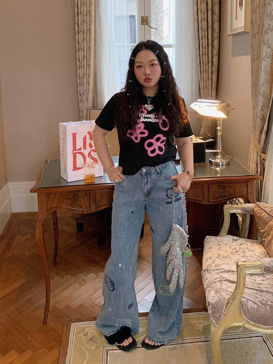 Embroidered Denim Wide-Leg Pants for Women, Plus Size, Flattering Slim Fit, Spring Summer 2025 Style, Trendy Casual Fashion Embroidered Denim Wide-Leg Pants for Women, Plus Size, Flattering Slim Fit, Spring Summer 2025 Style, Trendy Casual Fashion