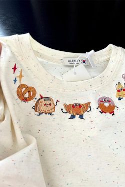 Embroidered Dessert Peach Cotton Short Sleeve T-Shirt for Women - Unique Cartoon Shoulder Top, Summer 2025 Fashion