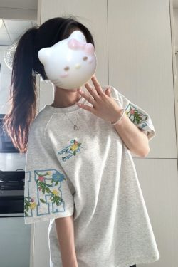 Embroidered Floral Letter Raglan Short Sleeve T-Shirt for Women - Summer Streetwear, High-End Couple Outfit, Trendy 90s Style Top