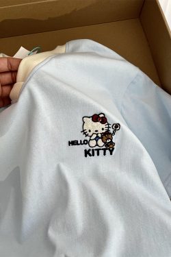 Embroidered Kitty Cat V-Neck Short Sleeve T-Shirt for Women - Unique Cartoon Design, Summer Style, Cute & Cool Girl Fashion