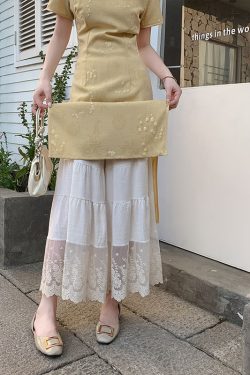 Embroidered Lace Patchwork Wide-Leg Pants with Elastic Waist for Women in Fresh Japanese Style, Cotton-Linen Blend