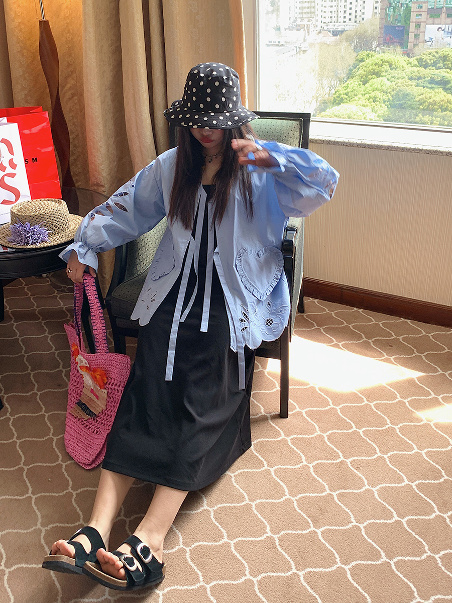 Embroidered Pocket Shirt Jacket for Women - Unique Spring Summer 2025 Fashion Top, Age-Reducing Style Embroidered Pocket Shirt Jacket for Women - Unique Spring Summer 2025 Fashion Top, Age-Reducing Style