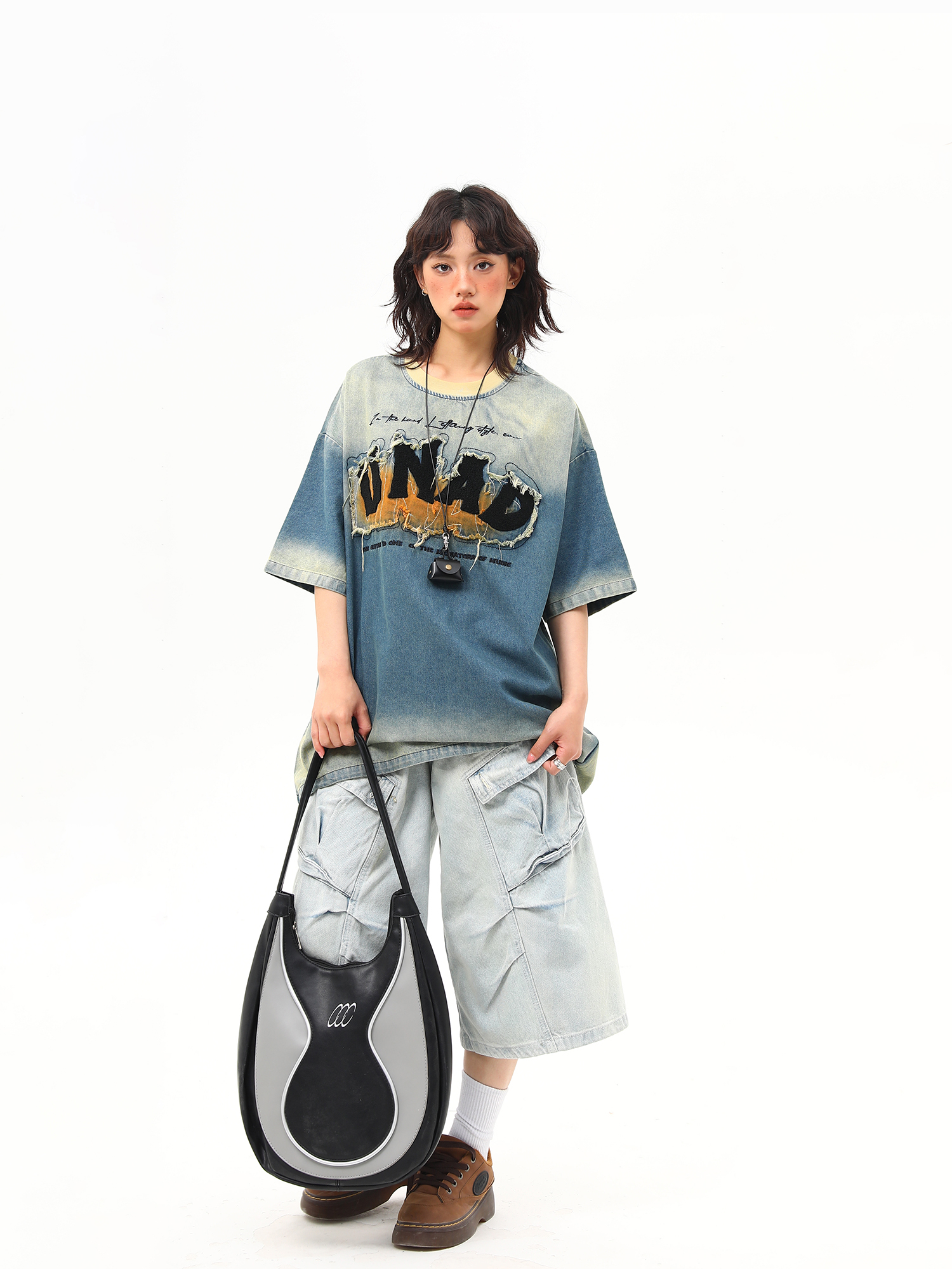 Embroidered Retro Washed Denim Short-Sleeve T-Shirt for Women - High-End Summer Fashion Trend Embroidered Retro Washed Denim Short-Sleeve T-Shirt for Women - High-End Summer Fashion Trend