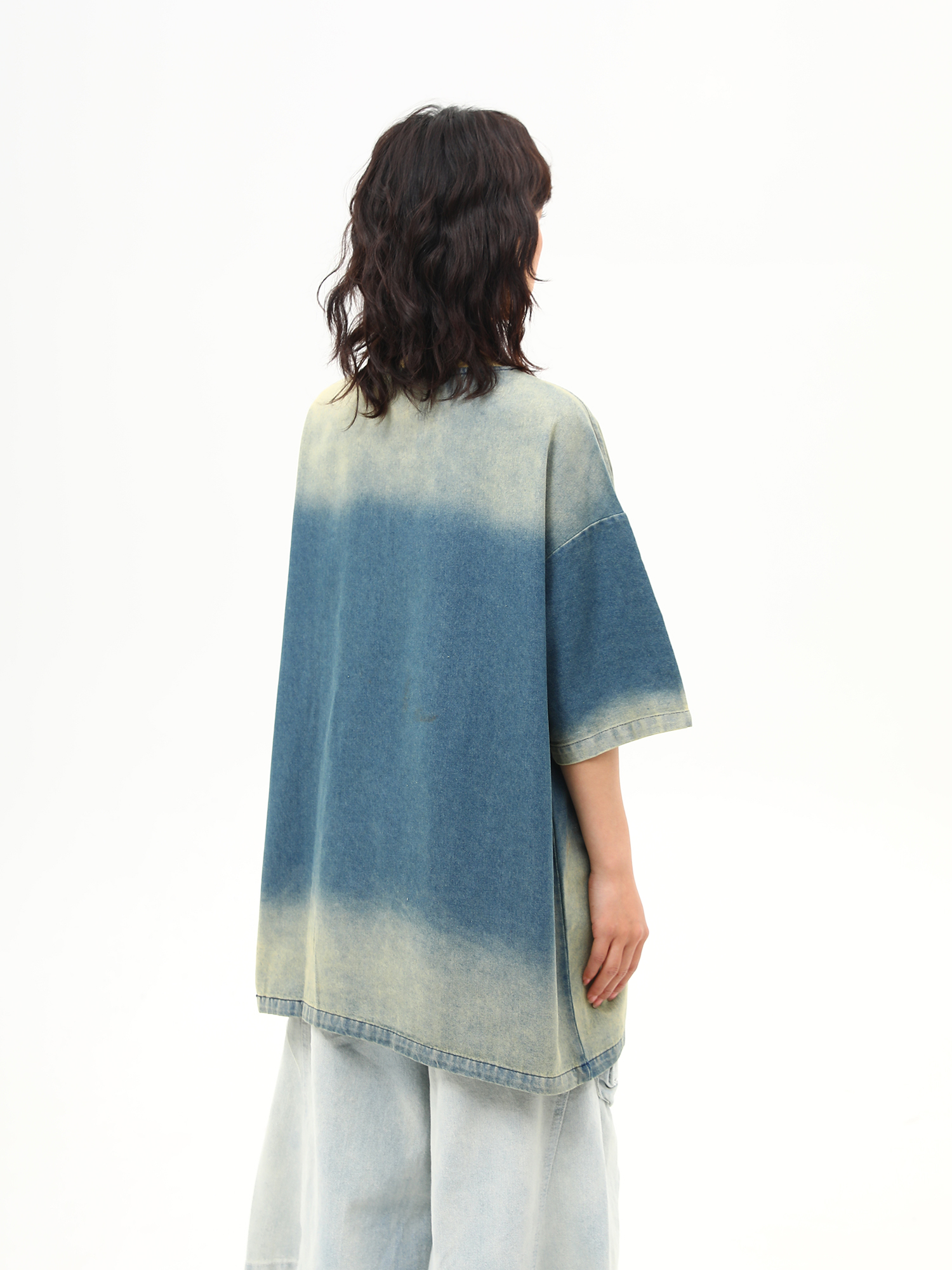 Embroidered Retro Washed Denim Short-Sleeve T-Shirt for Women - High-End Summer Fashion Trend Embroidered Retro Washed Denim Short-Sleeve T-Shirt for Women - High-End Summer Fashion Trend