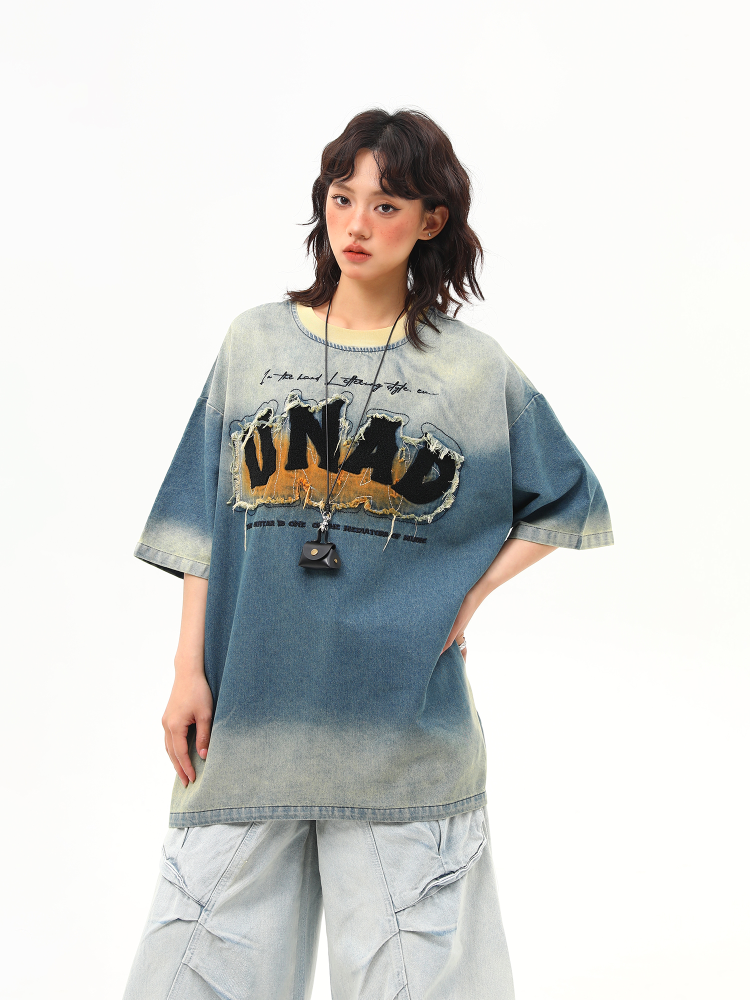 Embroidered Retro Washed Denim Short-Sleeve T-Shirt for Women - High-End Summer Fashion Trend Embroidered Retro Washed Denim Short-Sleeve T-Shirt for Women - High-End Summer Fashion Trend