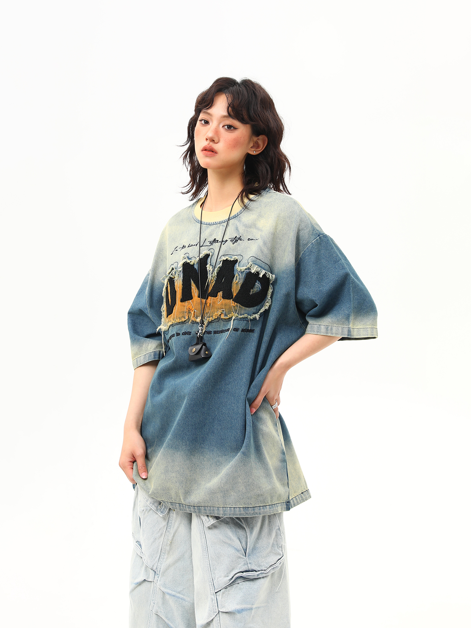 Embroidered Retro Washed Denim Short-Sleeve T-Shirt for Women - High-End Summer Fashion Trend Embroidered Retro Washed Denim Short-Sleeve T-Shirt for Women - High-End Summer Fashion Trend