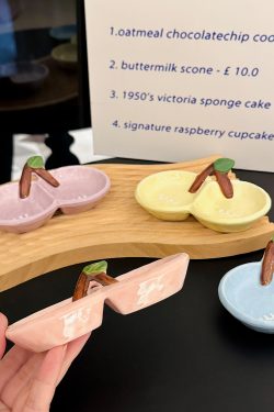 Exquisite Ceramic Divided Plate for Dipping Sauce - Hot Pot & Snack Serving Dish, Cherry Floral Design, Ideal for Entertaining