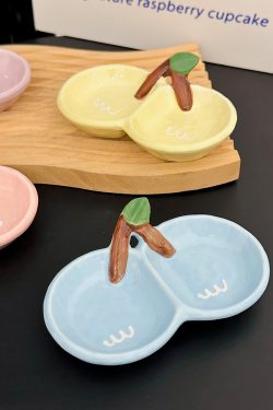 Exquisite Ceramic Divided Plate for Dipping Sauce - Hot Pot & Snack Serving Dish, Cherry Floral Design, Ideal for Entertaining