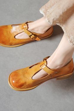 Exquisite Genuine Leather Round-Toe Flat Shoes in Washed Horse Leather - Italian Style Classic Footwear for Effortless Elegance