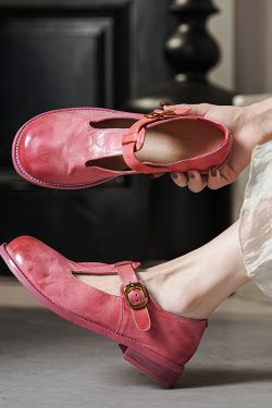 Exquisite Genuine Leather Round-Toe Flat Shoes in Washed Horse Leather - Italian Style Classic Footwear for Effortless Elegance