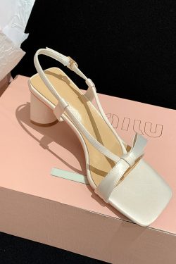 Fairy Square Head Bowknot Chunky Heeled Sandals with One Strap - French Style White Heels for Chic Summer Outfits
