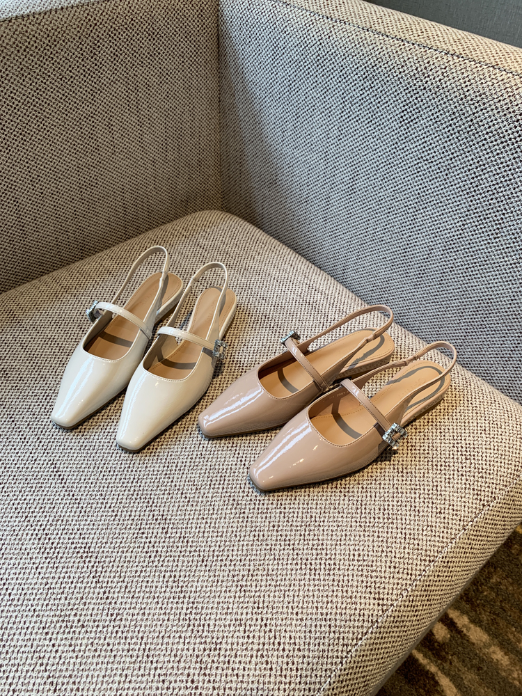 Fairy Style Patent Leather Square Toe Flat Sandals with Rhinestones - 2025 Spring/Summer Women's Closed Toe Low Heel Shoes Fairy Style Patent Leather Square Toe Flat Sandals with Rhinestones - 2025 Spring/Summer Women's Closed Toe Low Heel Shoes