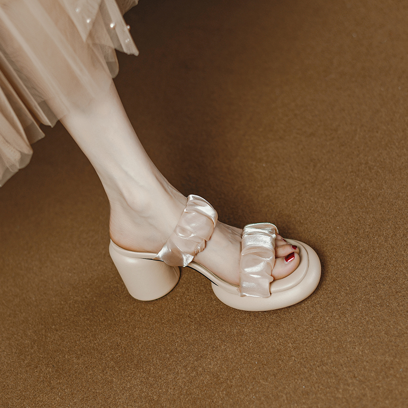 Fashionable Chunky High Heel Slide Sandals for Women - Comfortable Mesh Design, Versatile Style for Everyday Wear Fashionable Chunky High Heel Slide Sandals for Women - Comfortable Mesh Design, Versatile Style for Everyday Wear