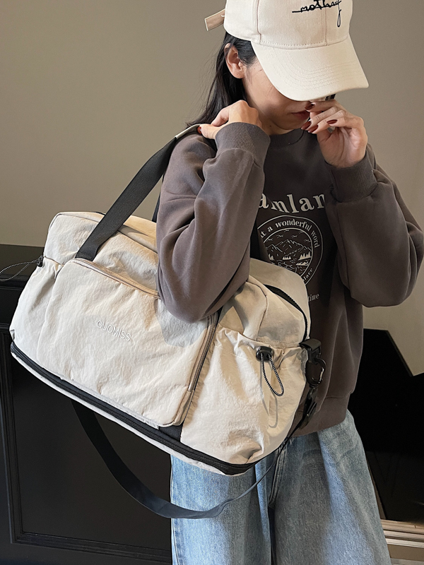 Fashionable Foldable Short Trip Bag for Women - Large Capacity Business Tote with Dry Wet Separation for Travel and Fitness Fashionable Foldable Short Trip Bag for Women - Large Capacity Business Tote with Dry Wet Separation for Travel and Fitness