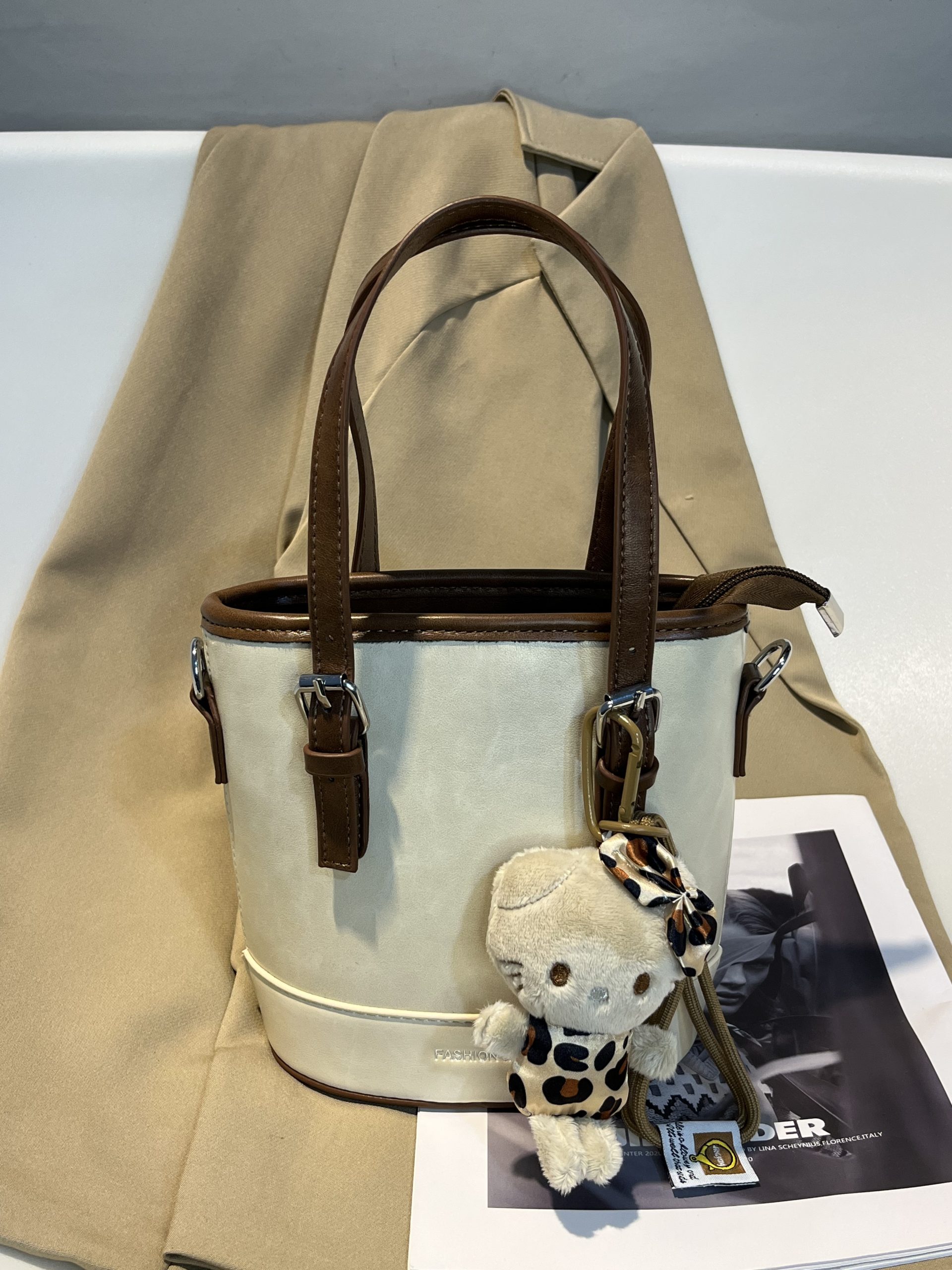 Fashionable Women's Bucket Bag - Versatile Small Handbag, Stylish Crossbody Shoulder Bag for 2025 Casual Looks Fashionable Women's Bucket Bag - Versatile Small Handbag, Stylish Crossbody Shoulder Bag for 2025 Casual Looks