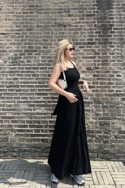 Faux Two-Piece Black Vest Dress - American Street Style Mid-Length Sleeveless Dress with Slimming Fit and Long Skirt