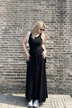 Faux Two-Piece Black Vest Dress - American Street Style Mid-Length Sleeveless Dress with Slimming Fit and Long Skirt