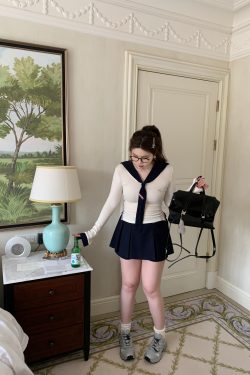 Fitted T-Shirt with Detachable Navy Collar Vest - Tokyo Style Senior Sister Top for a Chic, Slightly Chubby Fit