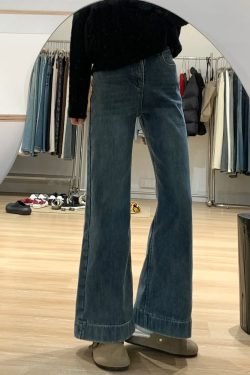 Flared Bell-Bottom Jeans for Petite Pear-Shaped Figures - Loose-Fitting Non-Sticking Pants for Thick Thighs and Wide Hips