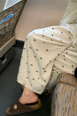 Flattering Floral Plus Size Wide-Leg Cropped Balloon Pants for Women - Casual Summer Style for Pear-Shaped Figures