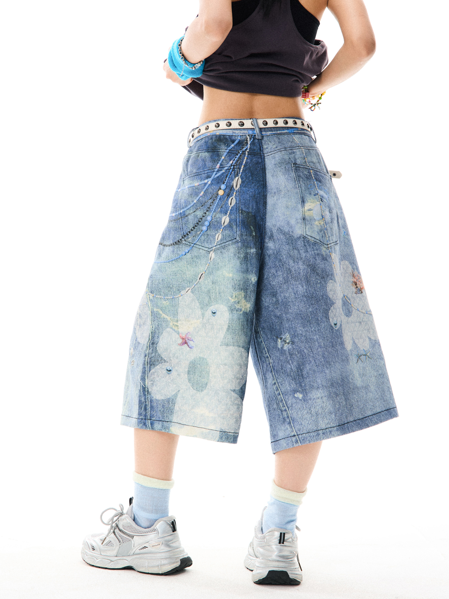 Floral 3D Chain Print Wide-Leg Denim Shorts for Women - American Style Loose-Fit Three-Quarter Pants, Trendy Y2K Fashion Floral 3D Chain Print Wide-Leg Denim Shorts for Women - American Style Loose-Fit Three-Quarter Pants, Trendy Y2K Fashion