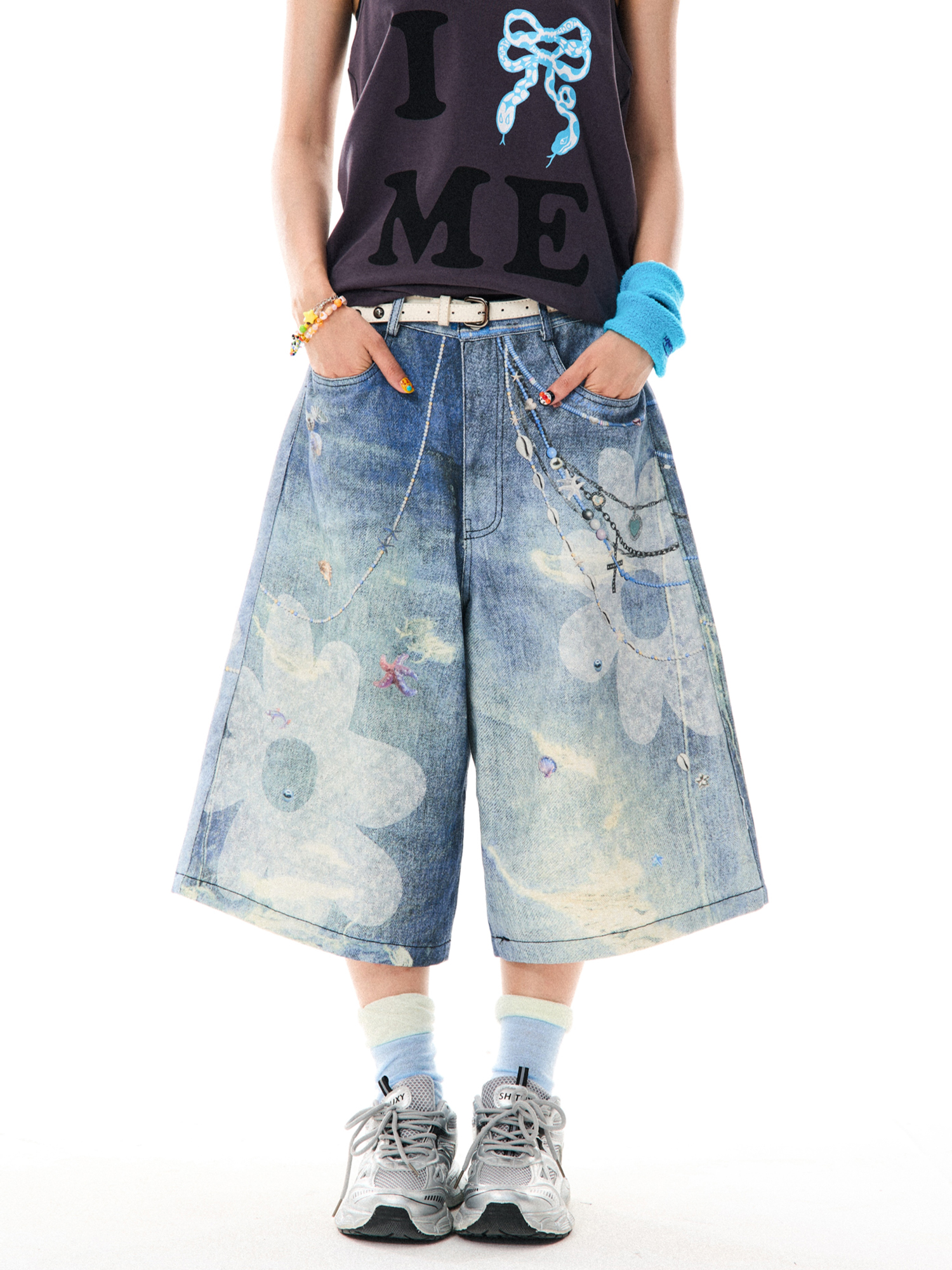 Floral 3D Chain Print Wide-Leg Denim Shorts for Women - American Style Loose-Fit Three-Quarter Pants, Trendy Y2K Fashion Floral 3D Chain Print Wide-Leg Denim Shorts for Women - American Style Loose-Fit Three-Quarter Pants, Trendy Y2K Fashion