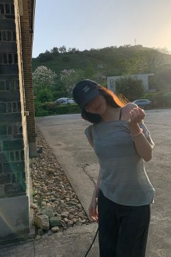 Floral Lace Wireless Bra for Summer - Lightweight Minimizing Underwear with Beautiful Back Design for Big Chest Support