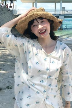 Floral Long-Sleeve Shirt for Women - Spring Sun-Protective Jacket, Casual College Style, Loose Fit Top