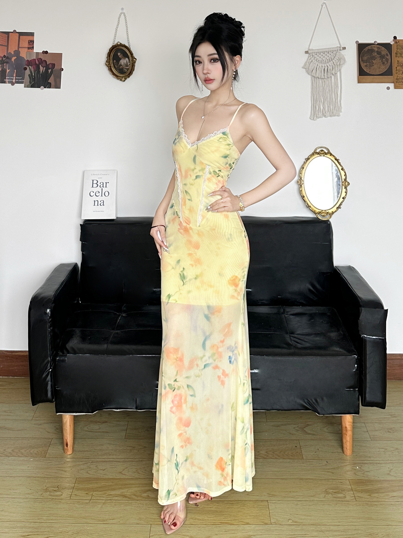 Floral Mesh Mermaid Long Dress - Women's Lace V-Neck Fishbone Waist-Defining Vacation Dress in South France Garden Style Floral Mesh Mermaid Long Dress - Women's Lace V-Neck Fishbone Waist-Defining Vacation Dress in South France Garden Style