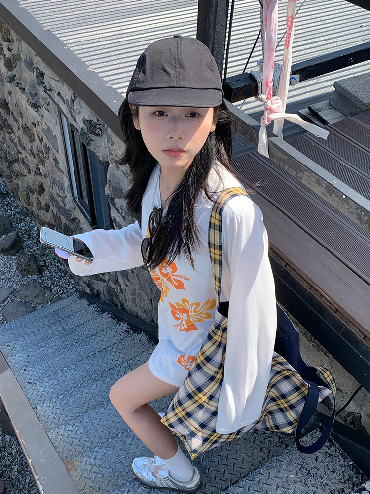 Floral Print Long Sleeve T-Shirt for Women - American Style Loose Round Neck Sun Protection Cover-Up - Summer Thin Top Floral Print Long Sleeve T-Shirt for Women - American Style Loose Round Neck Sun Protection Cover-Up - Summer Thin Top