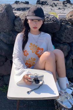 Floral Print Long Sleeve T-Shirt for Women - American Style Loose Round Neck Sun Protection Cover-Up - Summer Thin Top