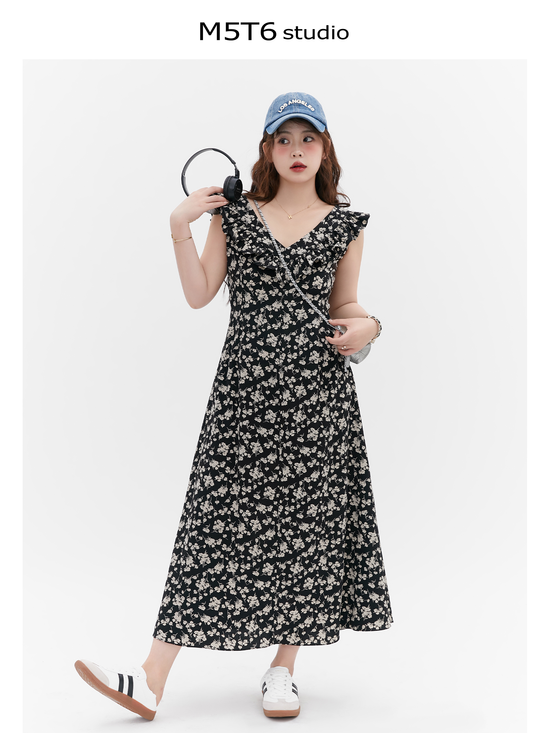 Floral Ruffled Sleeve Tea Dress - Curvy Fit, Waist-Defined, Vintage-Inspired Floral Print, Perfect for Y2K and Summer Events Floral Ruffled Sleeve Tea Dress - Curvy Fit, Waist-Defined, Vintage-Inspired Floral Print, Perfect for Y2K and Summer Events