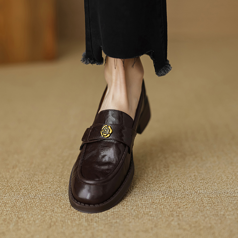 Floral Slip-On Loafers for Women - Italian-Style Soft-Soled Genuine Leather Shoes for Comfort Floral Slip-On Loafers for Women - Italian-Style Soft-Soled Genuine Leather Shoes for Comfort