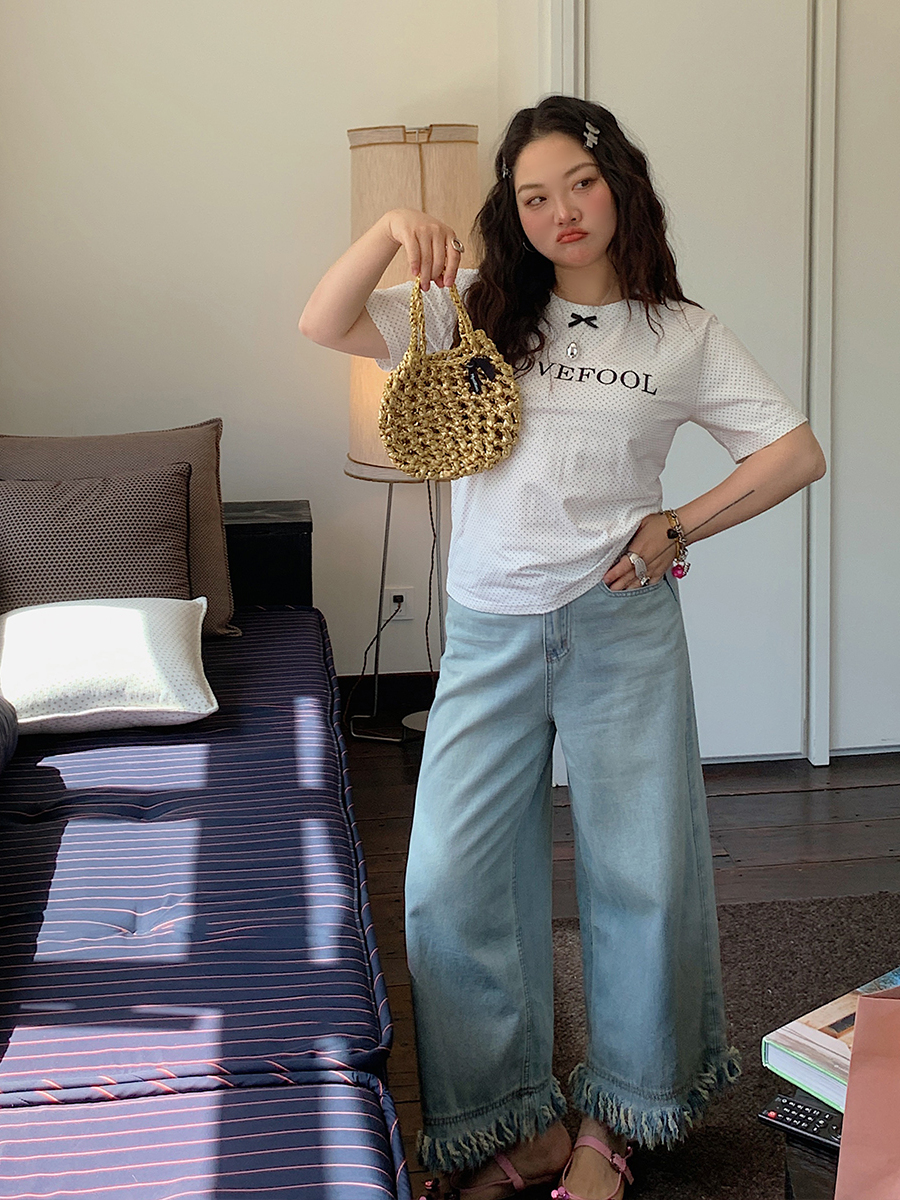 Frayed Denim Cropped Pants for Women – Plus Size Slimming Loose Wide Leg Summer 2025 Fashion Frayed Denim Cropped Pants for Women – Plus Size Slimming Loose Wide Leg Summer 2025 Fashion