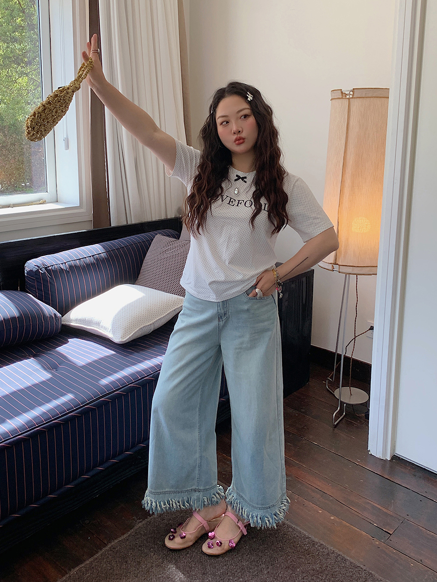 Frayed Denim Cropped Pants for Women – Plus Size Slimming Loose Wide Leg Summer 2025 Fashion Frayed Denim Cropped Pants for Women – Plus Size Slimming Loose Wide Leg Summer 2025 Fashion