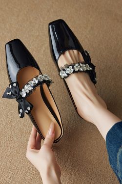 French Fashion Fairy Style Bow Sandals for Women - Versatile Closed-Toe Rhinestone Half-Slippers