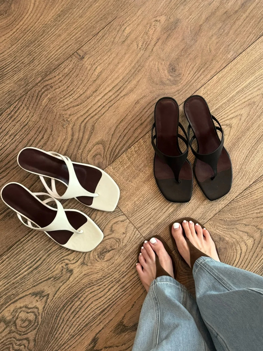 French Minimalist Sheepskin Thong Sandals for Women - Thin Heels, Versatile One-Strap Slide Flip-Flops French Minimalist Sheepskin Thong Sandals for Women - Thin Heels, Versatile One-Strap Slide Flip-Flops