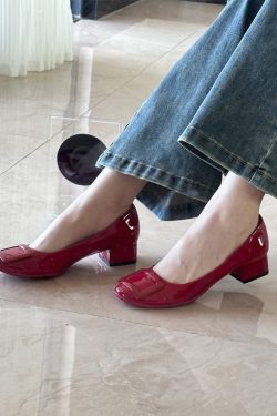 French Nude Pink Sheepskin High Heels with Square Buckle, Round Toe, Chunky Commuting Style, Versatile Shallow Mouth Footwear