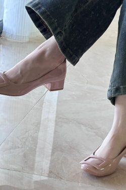 French Nude Pink Sheepskin High Heels with Square Buckle, Round Toe, Chunky Commuting Style, Versatile Shallow Mouth Footwear