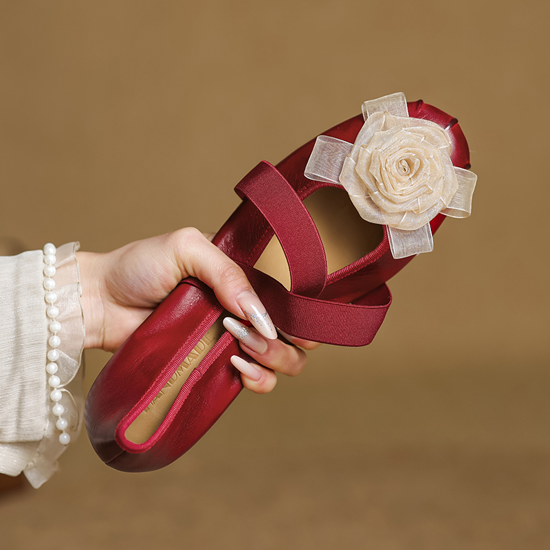 French Retro Artistic Flat Ballet Shoes with Deer and Nara Design - Trendy Fairy Style for Y2K and Korean Fashion Lovers French Retro Artistic Flat Ballet Shoes with Deer and Nara Design - Trendy Fairy Style for Y2K and Korean Fashion Lovers