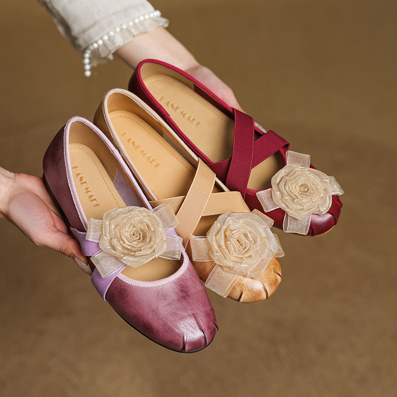 French Retro Artistic Flat Ballet Shoes with Deer and Nara Design - Trendy Fairy Style for Y2K and Korean Fashion Lovers French Retro Artistic Flat Ballet Shoes with Deer and Nara Design - Trendy Fairy Style for Y2K and Korean Fashion Lovers