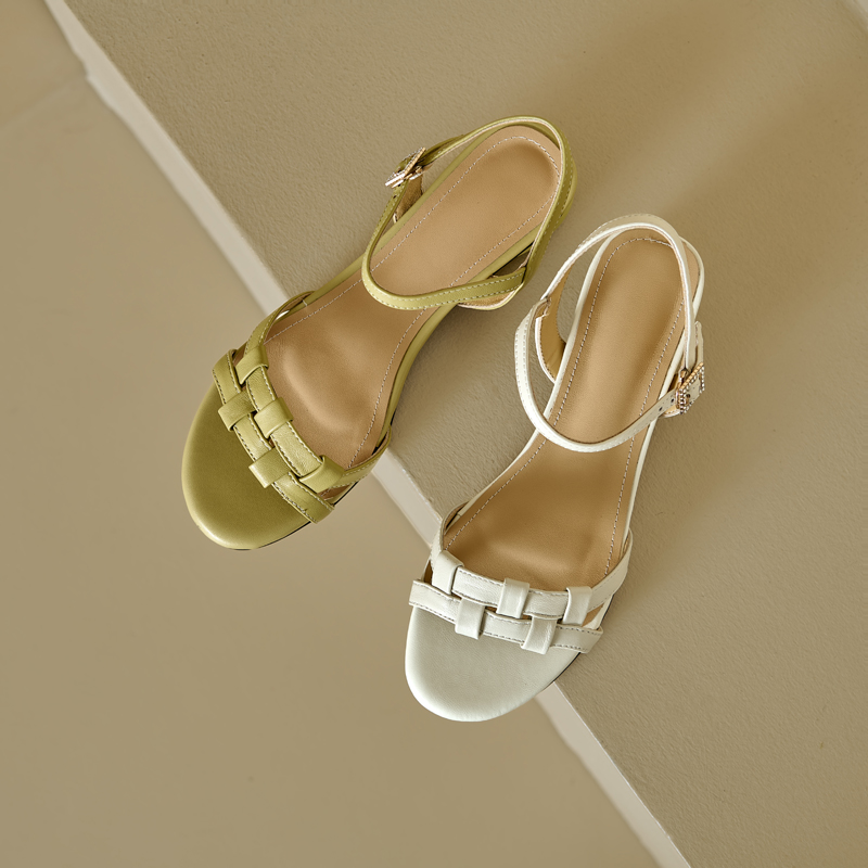 French Retro Woven Flat Low-Heeled One-Strap Roman Sandals for Women - Summer 2024, Vintage Style, Bohemian Fashion French Retro Woven Flat Low-Heeled One-Strap Roman Sandals for Women - Summer 2024, Vintage Style, Bohemian Fashion