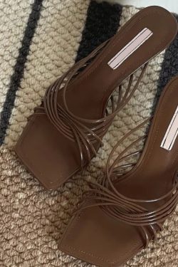 French Square-Toe Sheepskin Cross Strap High-Heeled Sandals for Women - Elegant Open-Toe Roman Style for Outdoor Wear