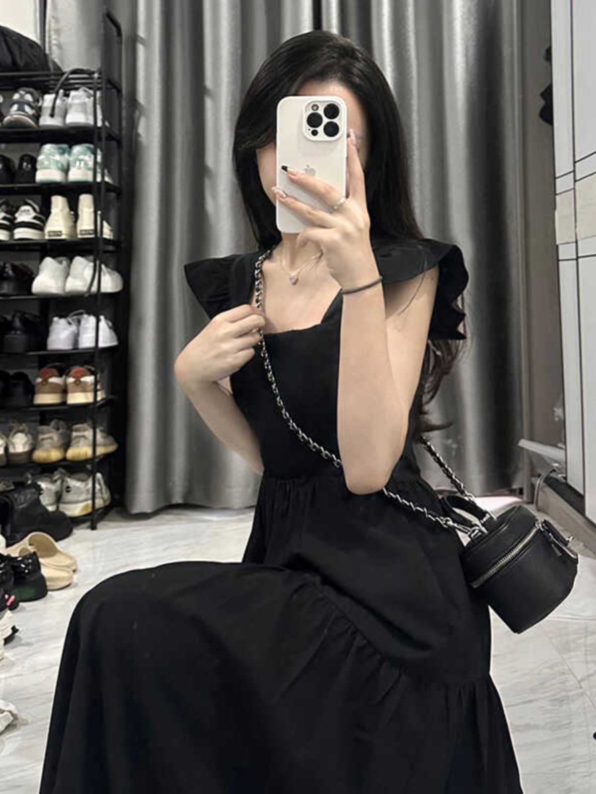French-Style Black Square Neck Sleeveless Dress with Small Flying Sleeves for Women - 2025 Summer Petite Slim Mid-Length Fashion. French-Style Black Square Neck Sleeveless Dress with Small Flying Sleeves for Women - 2025 Summer Petite Slim Mid-Length Fashion.