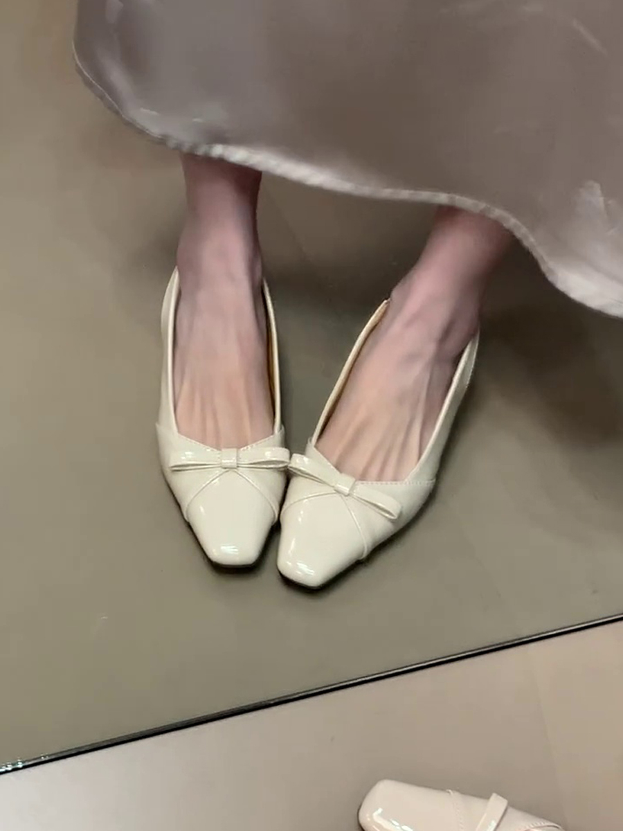 French Style Bow Tie Chunky Heel Open-Toe Sheepskin Sandals with Back Strap - Elegant Square Toe Flats for Women French Style Bow Tie Chunky Heel Open-Toe Sheepskin Sandals with Back Strap - Elegant Square Toe Flats for Women