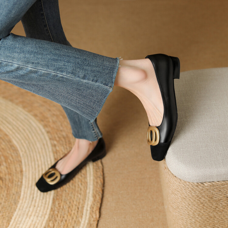 French Style Color-Blocking High Heels for Women with Metal Buckle and Square Toe, Chic Italian-Inspired Footwear French Style Color-Blocking High Heels for Women with Metal Buckle and Square Toe, Chic Italian-Inspired Footwear