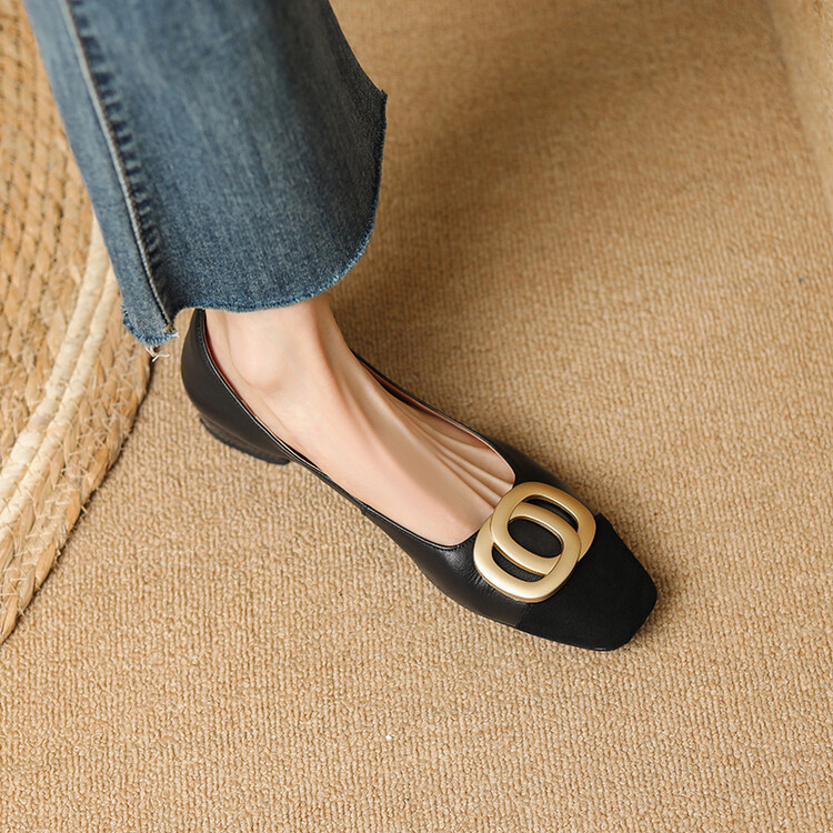 French Style Color-Blocking High Heels for Women with Metal Buckle and Square Toe, Chic Italian-Inspired Footwear French Style Color-Blocking High Heels for Women with Metal Buckle and Square Toe, Chic Italian-Inspired Footwear